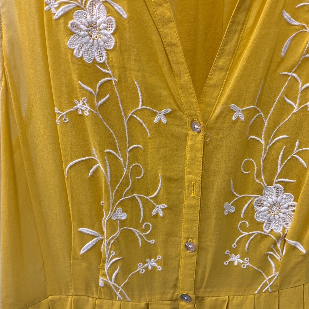 Moulinette Soeurs Vibrant Yellow Dress with matching slip - Picture 3 of 8